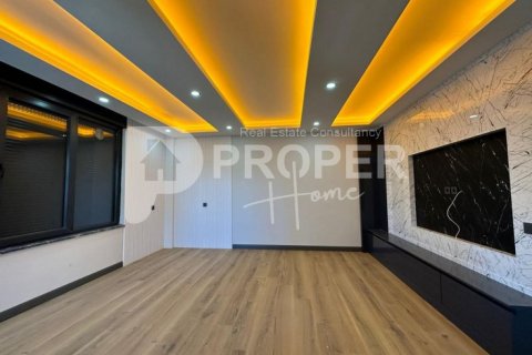 Квартира с 4 комнатами в Binh Thuy, Вьетнам №11580 2