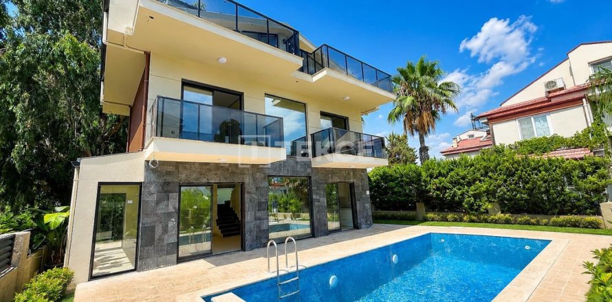 4 bedrooms Villa in Fethiye, Turkey No. 110497