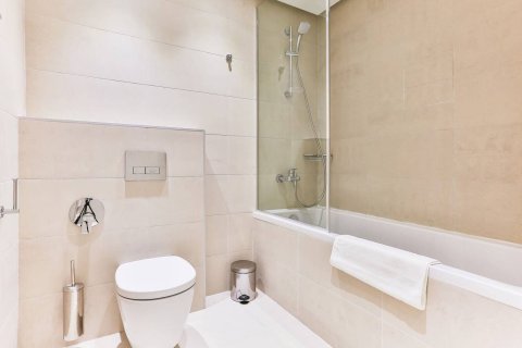 2 chambres Appartement à Budva, Montenegro No. 74642 16