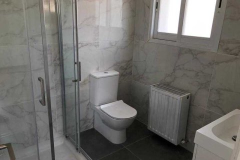 4 bedrooms House in Agios Athanasios, Cyprus No. 31110 5