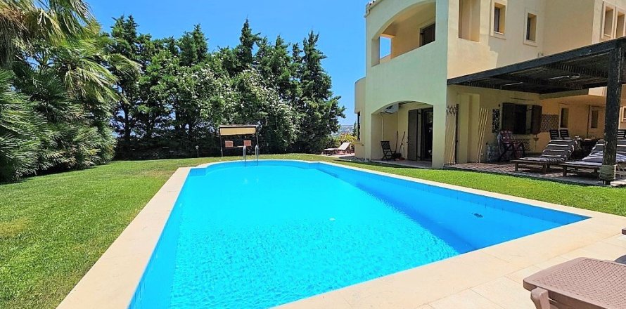 4 rooms Villa in Heraklion, Greece No. 55445