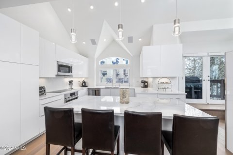 5 bedrooms Townhouse in Beaver Creek, USA No. 62070 8