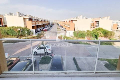 Таунхаус с 3 спальнями в Намтыльем, Вьетнам №94531 5