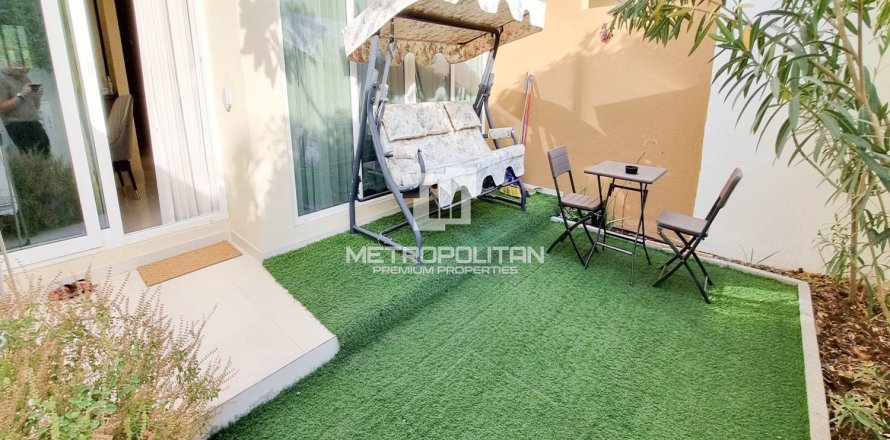 Таунхаус с 3 спальнями в Намтыльем, Вьетнам №94531