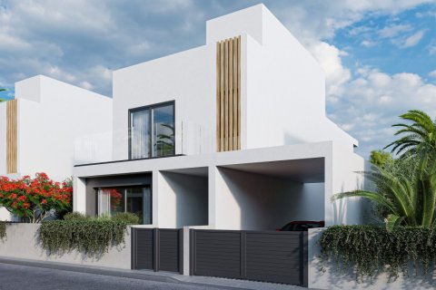 4 bedrooms Villa in Chloraka, Cyprus No. 47996 1