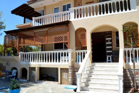 3 bedrooms Villa in Vari, Greece No. 59447 1