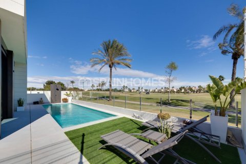 3 bedrooms Villa in Pilar de la Horadada, Spain No. 88249