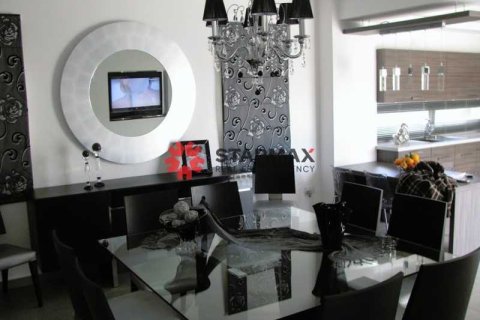 5 dormitorios Villa en Oroklini, Cyprus No. 82719 8