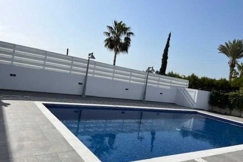 4 dormitorios House en Agios Tychonas, Cyprus No. 80683 10