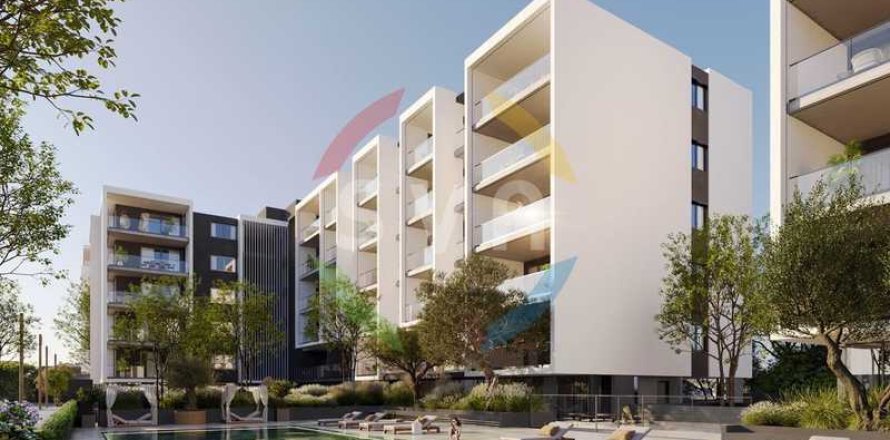 2 bedrooms Apartment in Limassol, Cyprus No. 82121