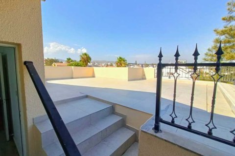 6 bedrooms House in Germasogeia, Cyprus No. 28671 13