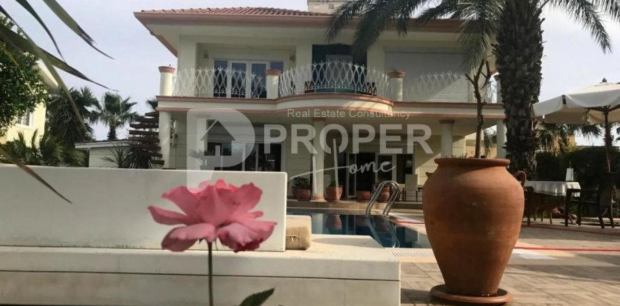 5 rooms Appartement à Kemer, Turkey No. 10858