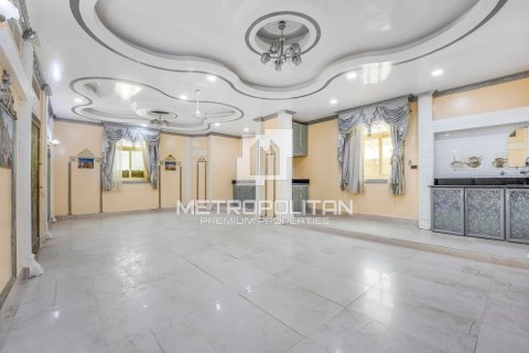 8 bedrooms Villa in An Giang, Vietnam No. 7690 27