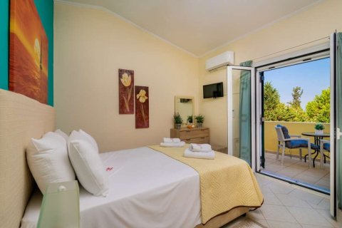 3 bedrooms House in Zakynthos, Greece No. 24562 9