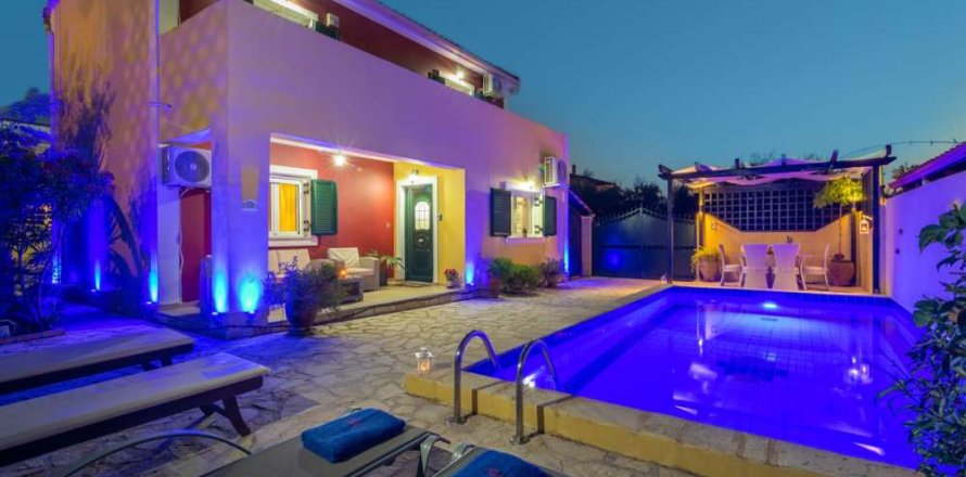 3 bedrooms House in Zakynthos, Greece No. 24562