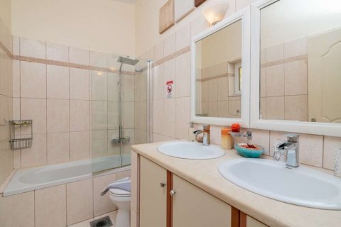 3 bedrooms House in Zakynthos, Greece No. 24562 13