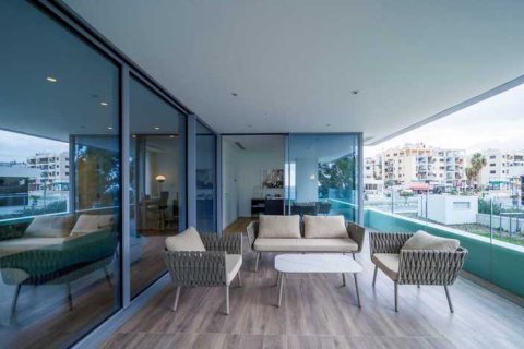 4 bedrooms Apartment in Agios Tychonas, Cyprus No. 40626 16