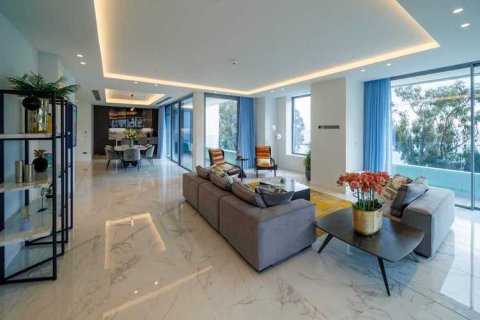 4 bedrooms Apartment in Agios Tychonas, Cyprus No. 40626 3