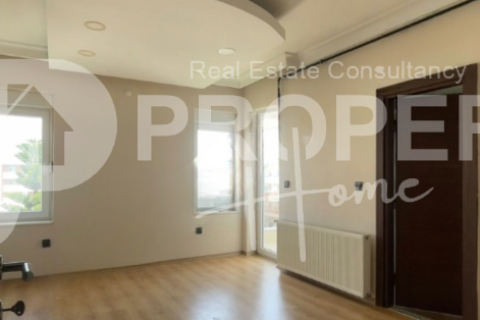 6 rooms Apartment in Thanh Khe, Vietnam No. 12796 2