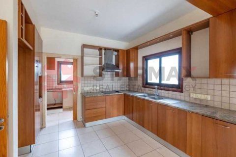 3 bedrooms House in Strovolos, Cyprus No. 82431 13