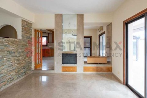 3 bedrooms House in Strovolos, Cyprus No. 82431 11