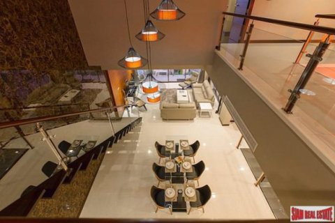 3 bedrooms House in Rawai, Thailand No. 96612 4