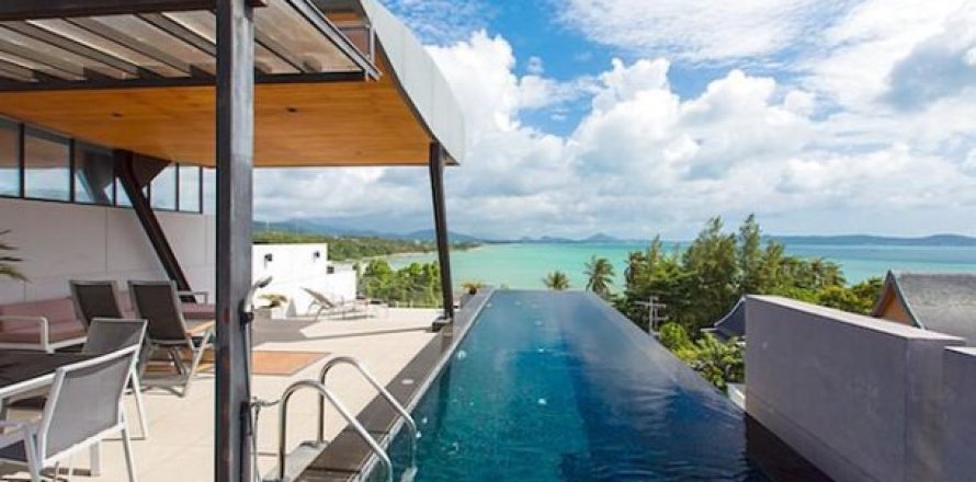 3 bedrooms House in Rawai, Thailand No. 96612