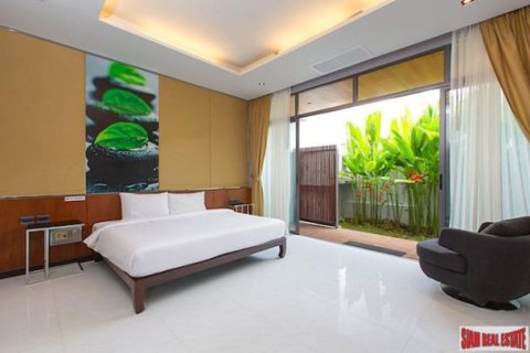 3 bedrooms House in Rawai, Thailand No. 96612 10