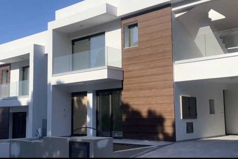 4 bedrooms House in Pyla, Cyprus No. 101392 2