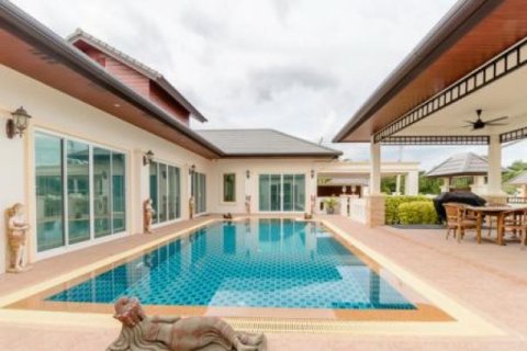 3 bedrooms Villa in Hua Hin, Thailand No. 95883 1