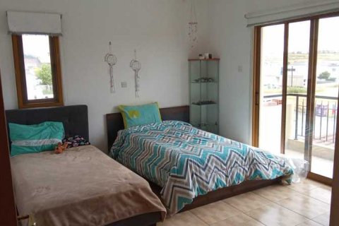 3 dormitorios House en Aradippou, Cyprus No. 30174 2