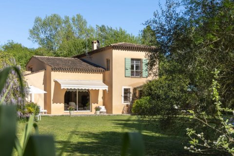 5 chambres Villa à Châteauneuf-Grasse, France No. 99774 5