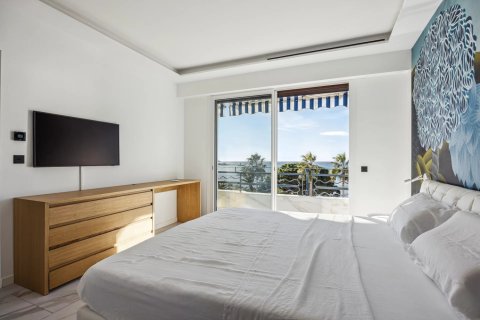 2 bedrooms Apartment in Cannes, France No. 76715 17