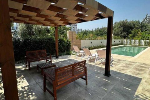 2 chambres Appartement à Limassol, Cyprus No. 33396 13