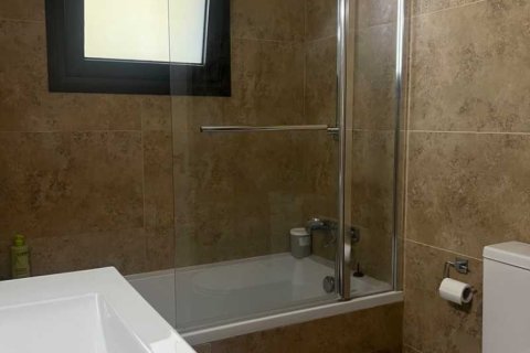 2 chambres Appartement à Limassol, Cyprus No. 33396 5