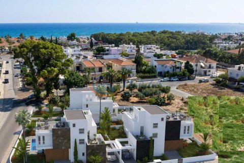 4 bedrooms House in Pyla, Cyprus No. 76815 1