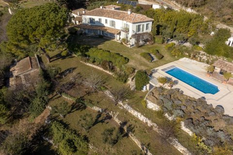 Вилла с 6 спальнями в Ванс, Франция №78789 1