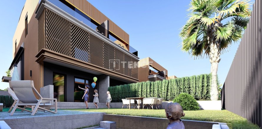 4 bedrooms Villa in Aksu, Turkey No. 121954