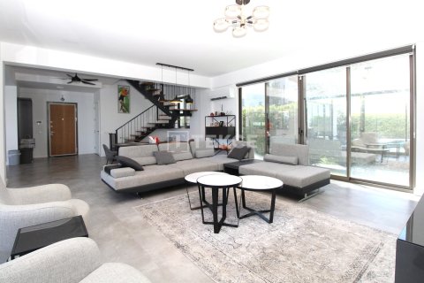 3 bedrooms Villa in Tan Xuan, Vietnam No. 44227 5