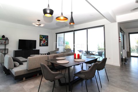 3 bedrooms Villa in Tan Xuan, Vietnam No. 44227 8