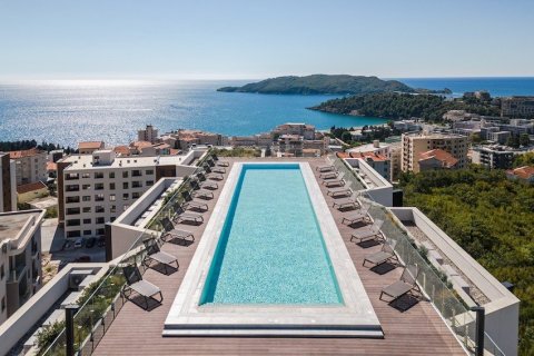 1 bedroom Apartment in Budva, Montenegro No. 104762 1