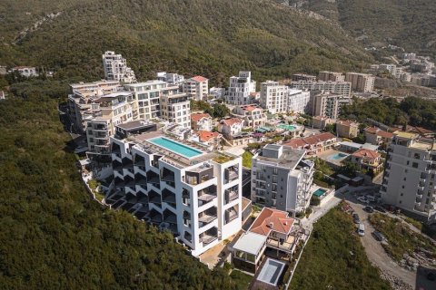 1 bedroom Apartment in Budva, Montenegro No. 104762 6