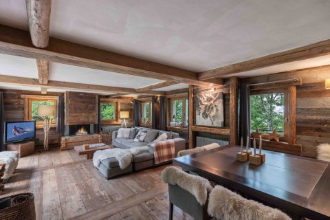 4 bedrooms Apartment in Demi-Quartier, France No. 100100 3