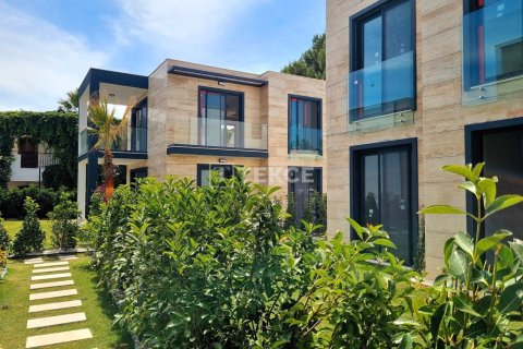 Квартира с 2 спальнями в Phi Dien, Вьетнам №53707 7