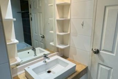 2 bedrooms Apartment in Bangkok, Thailand No. 96841 9