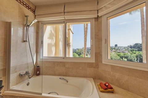 2 bedrooms Apartment in Tan Xuan, Vietnam No. 92352 26