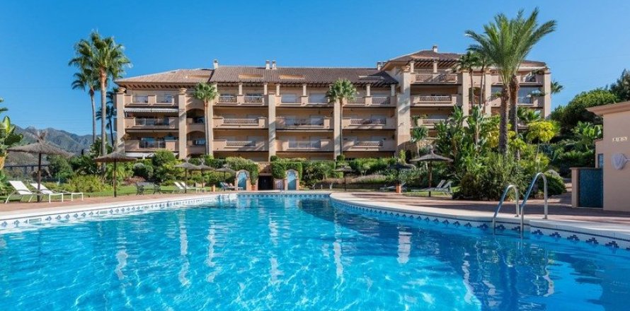 2 bedrooms Apartment in Marbella, Spain No. 92352