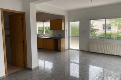 4 bedrooms House in Agios Athanasios, Cyprus No. 101221 10