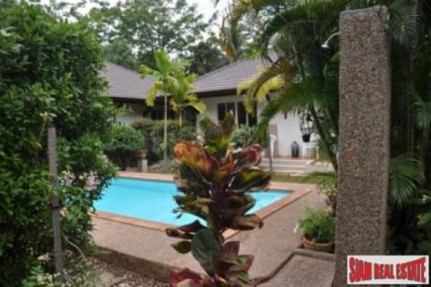 4 bedrooms Villa in Ko Lanta Yai, Thailand No. 96508 8