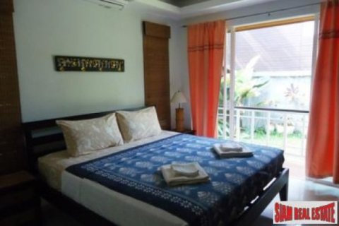 4 bedrooms Villa in Ko Lanta Yai, Thailand No. 96508 3